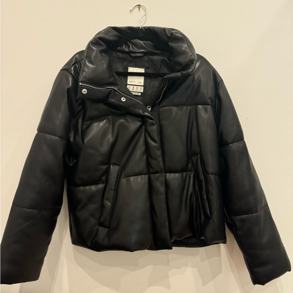 Abercrombie & Fitch Vegan Leather Mini Puffer Black Large